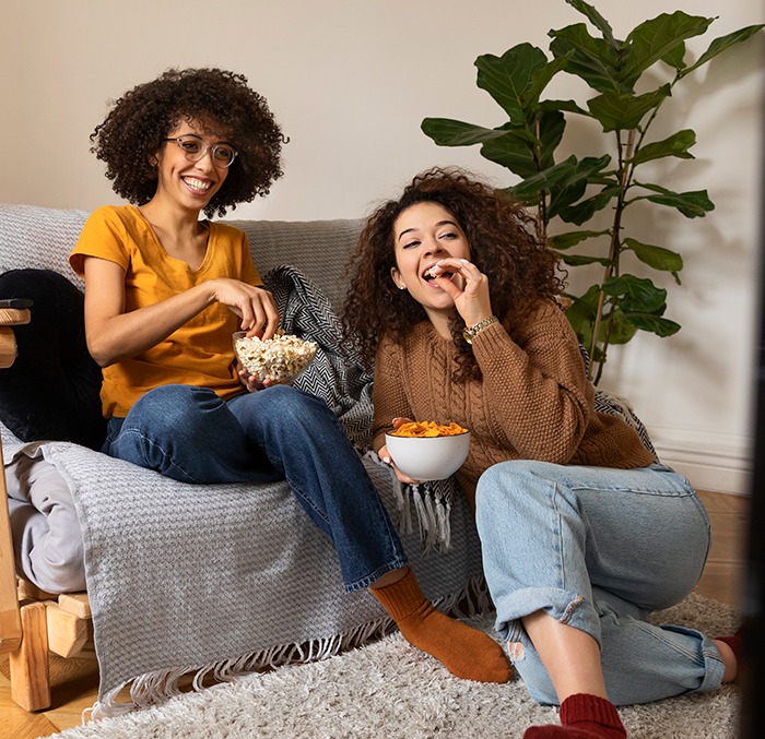 full-shot-smiley-women-home